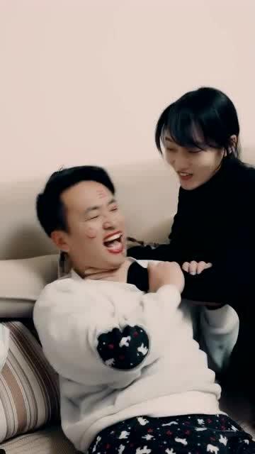 爱丽丝和闺蜜